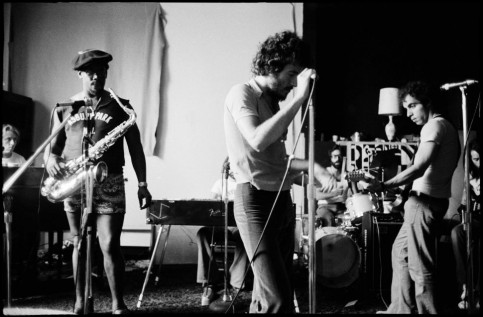 (Photo: Barbara Pyle/Reel Art Press, from Bruce Springsteen and the E Street Band 1975: Photographs by Barbara Pyle)