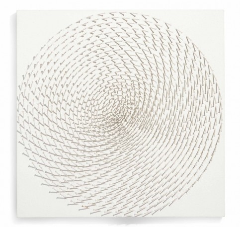 “Spirale”, 1969. Oil and nails on canvas mounted on panel (60 x 60 x 6 cm).