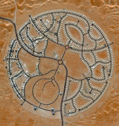 The villas of Marabe Al Dhafra in Abu Dhabi, United Arab Emirates are home to approximately 2,000 people. Located in one of the hottest regions of the world, the record high temperature here is 49.2°C.
