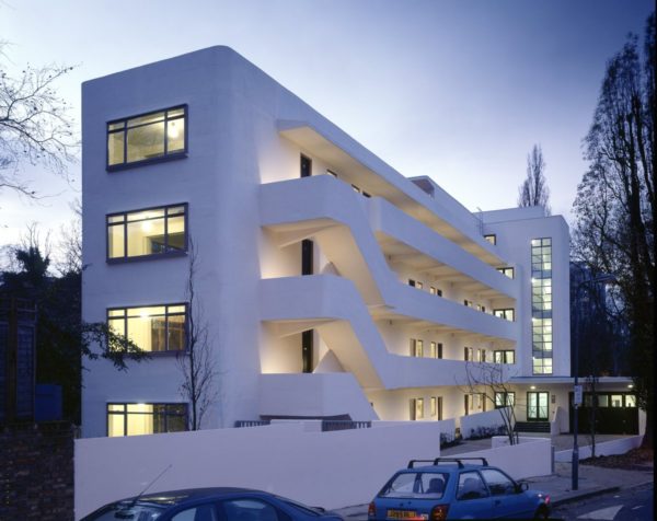 Arch2O-Isokon-Building-in-London-Wells-Coates-1-600×476